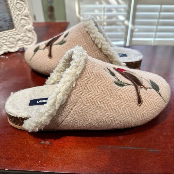 WOMEN'S SZ 9 LANDS' END EMBROIDERED RED CARDINALS SHERPA HOUSE SLIPPERSWOMEN'S - Picture 3 of 9